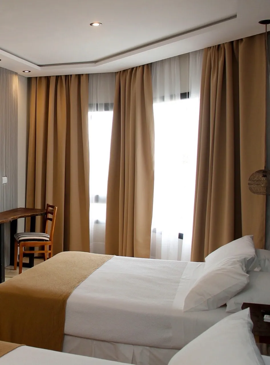 Habitaciones con vista al río 1
